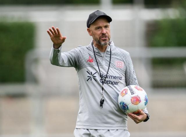 体图：药厂的资深员工认为滕哈格是过去15-20年最糟糕的教练